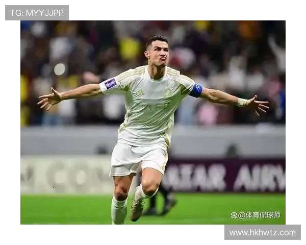 年新最高的足球明星崛起背后的故事与成就分析